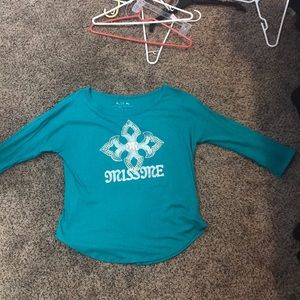 Miss Me shirt. Size large.
